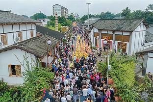 科纳特：并不惊讶穆阿尼精彩发挥 必须投入正确强度尊重身上球衣